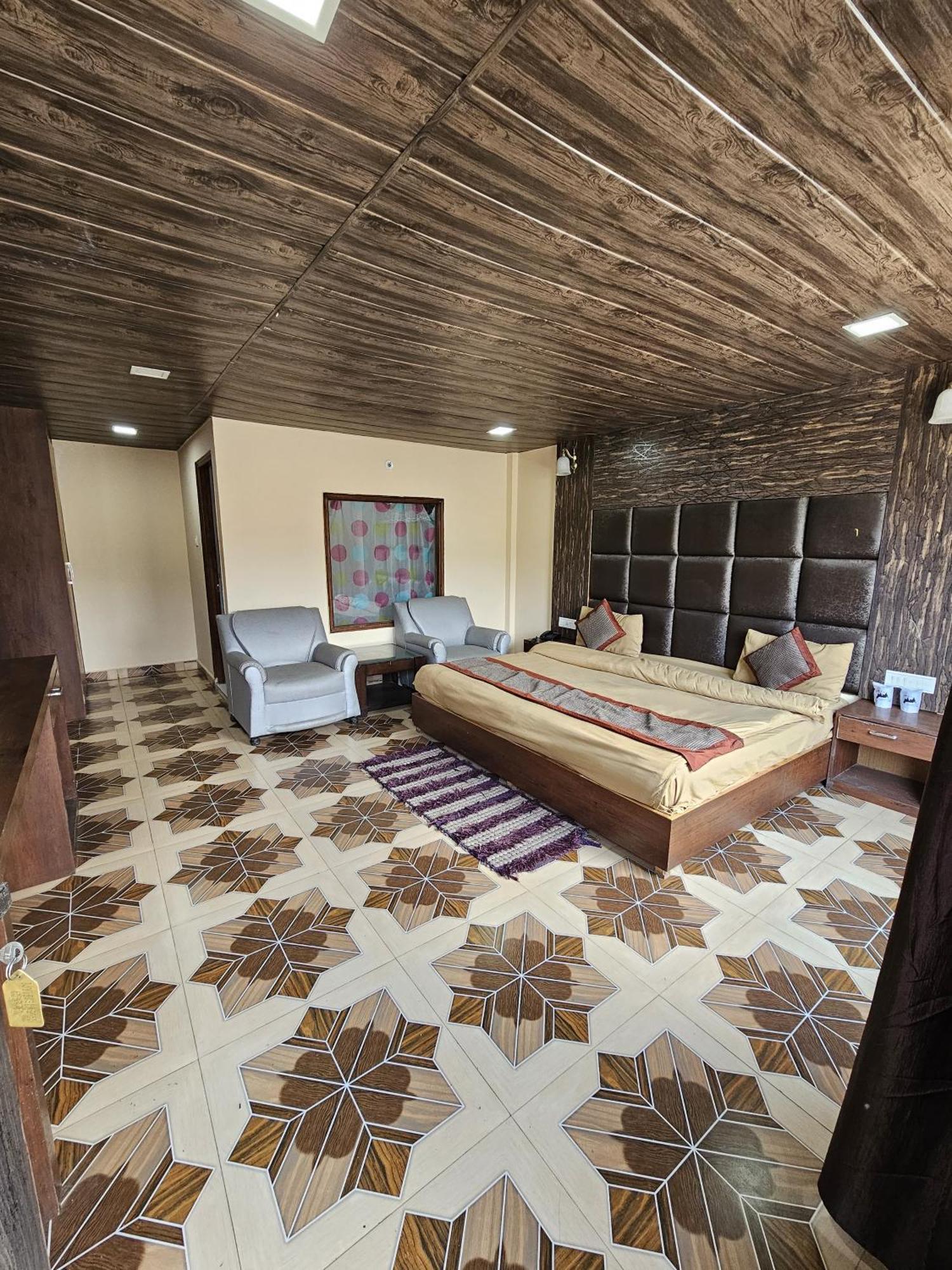 Little Heart Resort 柴尔 外观 照片